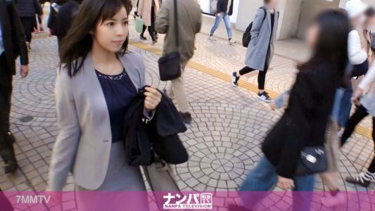 200GANA-2068 Serious soft on soft, first time filming. Found a lucky-named beauty &quotReiwa&quot in Shinjuku★ Got her drunk with alcohol and took her to a hotel, tore off her stockings and made her squirt wildly♪ Her slender figure stands out in the standing dog