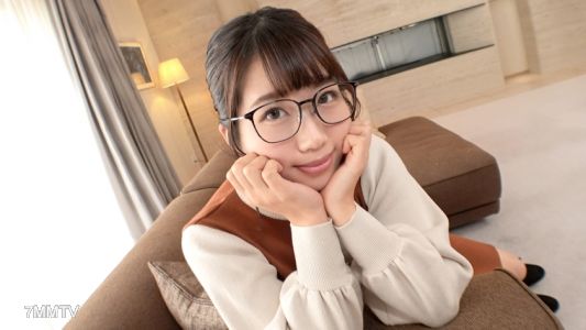 SIRO-4822 【처음】【안경 소녀】【진한 깊은 입맞춤】 진지해 보이지만 계속 분수를 터뜨리는 민감하고 음란한 소녀를 발견. 남근에 가득 찔려 한계 돌파한 극도로 젖은 오○코는 애액을 멈추지 않고 흘러내린다… 인터넷으로 AV 응모 → AV 체험 촬영 1782