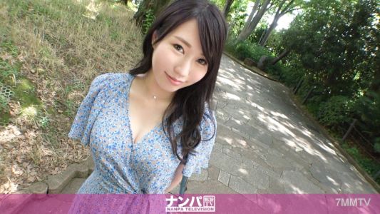 200GANA-2791 マジ軟派、初撮。 1861 ショッピング中の上品なお姉さんを代官山でナンパ！『押しに弱いところがあって…』と自ら語るので遠慮なくグイグイ迫ると…？ムッチリした色白ボディに推定Fカップの巨乳！喘ぎっぷりも良くて従順な最高オンナ！！