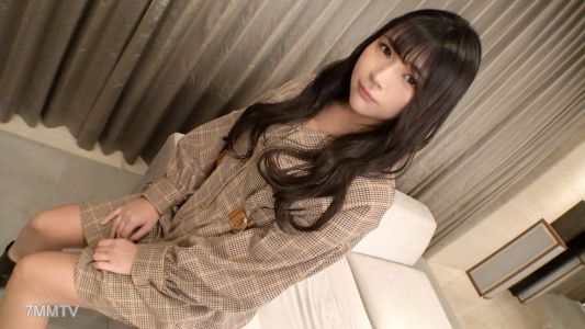 SIRO-5070 【前偶像】所以可愛是毋庸置疑的！雖然看起來很習慣鏡頭，但當面對色情拍攝時還是會有所不同，似乎在小弟弟面前感到害羞，但吸著吸著臉上的表情就變得迷離了… 網路上應徵AV→AV體驗拍攝 1981