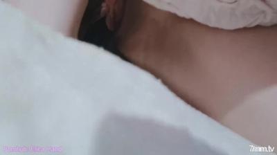 像個洋娃娃不像真人的嬰兒肥超美蘿莉，這才是真正的童顏巨乳，長得有點胖的女人 水就是多多