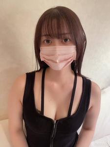 FC2-PPV 4638724 【首次限定銷售！3480→1240點！】【這才是清純女優系！】 就業活動中見不到男朋友，代替他來SEX！外表和性欲的差距太大JD！【靜香(21)】 【評論特典】