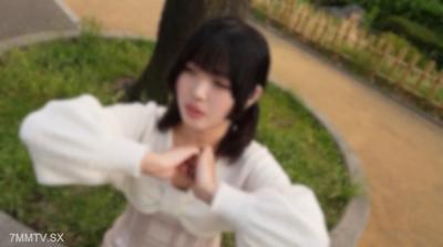 fc2-ppv 4698278 3天!半價!!【初拍】【2次射精】像陽光般的19歲少女。厚而色情的嘴唇讓人失去理智,進行口內射精。陰莖幾乎要溺死在這淫亂濕潤的無垢肉穴中。。。準備受孕的認真體內射精。