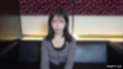 FC2-PPV 4773874 【個人拍攝/素人】（本編露臉）20歲由〇ちゃん。肉感身材火箭乳的奇特美女。柔軟美乳和粉紅色乳頭真他媽色情。生插入同時享受白皙身體
