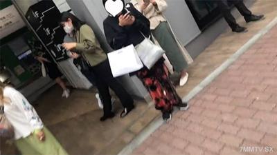 fc2-ppv 4779150 【첫 30명 500엔 할인】19세 사유리, 페이스샷_1. 쿨한 타입인데 웃는 얼굴이 너무 귀여운 마츠시마 나나 타입의 검은머리 소녀가 「아빠, 내가 페이셜을 받는 모습을 봐줘」라고 카메라를 향해 페이셜을 받는 전 과정을 (046) | FC2 전자 시장