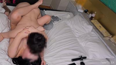 fc2-ppv 4799139 ※非公開影像　第二回合　隔壁的巨乳新妻　經驗人數只有老公一途的妻子　多次搭訕終於成功　與老公以外的人生孩子外遇交尾享受大雞巴的快感　知道後激烈高潮！！ | FC2電子市場