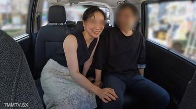 fc2-ppv 4779204 공원 주차장에서 내사정 성교! 들키면 위험한 상황 속에서 젖은 보지를 가진 변태 아줌마의 도킹카 섹스【오프파코】 | FC2 전자시장