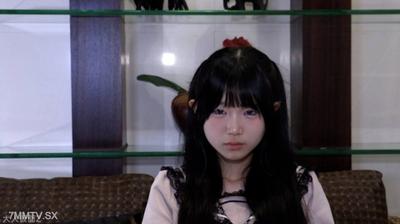 fc2-ppv 4890847 すみれ(18) 最棒可愛的第二次拍攝。明明知道會發生什麼卻又乖乖來了，所以用電動按摩棒自慰、肛交、使用抽插機器等。| FC2電子市場