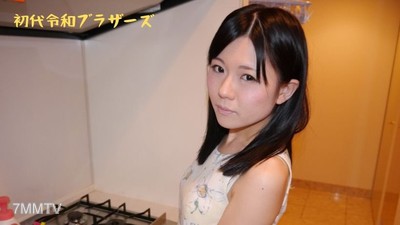 RB015 我的冷美人女友★那裡光滑得不得了！