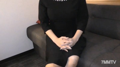 fc2-ppv 1383210 【個人拍攝】與老公分居的熟女巨乳妻子　聽說需要存錢才能離婚