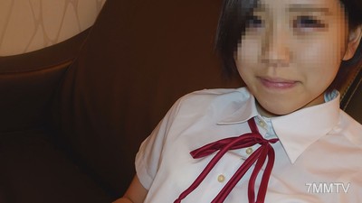 fc2-ppv 1462167 【個撮】在餐廳打工的朋友女兒小美（化名）緊急援助！剛學會口交技巧就來逼我，這個色女孩。對不起朋友，但我還是射進去了！【露臉・內射】