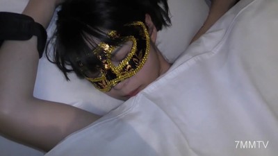 fc2-ppv 1631676 【個人撮影】3人の男達の舌が、肉棒が、奥様の性感帯を次々に責め尽くす！！