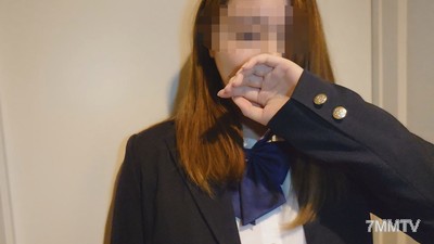 fc2-ppv 1638693 【個撮】外國混血的日本回國子女和我連上了，然後就直接生插中出