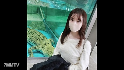 fc2-ppv 2608344 初撮影!!個数限定!【無修正】美大に通う僕の元教え子と水族館デート・・・経験浅く震える21歳現役美大生の美白な身体に2回中出し!!(長編) {