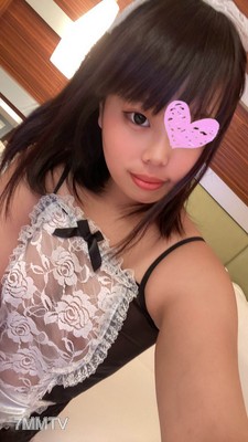 fc2-ppv 2622147 【個人拍攝】18歲帶小孩的色情過頭的幼妻與性感女僕裝超濃密的生殖內射交尾!!  人妻：有希(18歲)