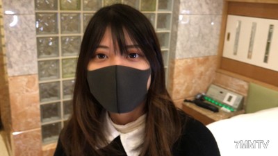 fc2-ppv 2707912 まん防のせいで無職になった美女20歳。金の為によだれまみれになりながら必死にしゃぶる→大量顔射。 {