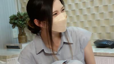 fc2-ppv 3169517 3日間限定500pt！！【無修正】訳ありシングルマザー！本当に誠実な女性だったんで心が痛んだけど一般人の中年男と生セックスさせましたw {