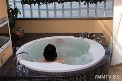fc2-ppv 3158948 ※First-time limited 2930pt→930pt【Couple・Caught on Camera】A post from the husband. It seems to be a commemorative video of trying for a baby with his legal wife, showing a couple having sex during the day.