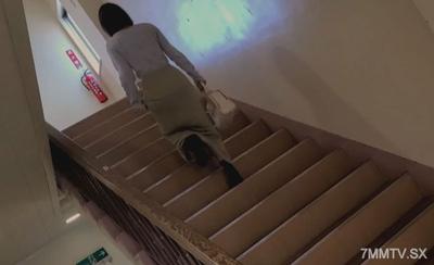 fc2-ppv 3181075 【個人】ドＭの小柄妻の穴をかき回すと、もはや苦痛ではなく至福にかわっていく。 {