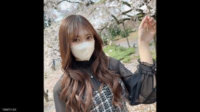 fc2-ppv 3702933 First shoot with face revealed!!! Limited to 1980 points until the weekend due to popularity!!! A naive, big-breasted E-cup heiress from a certain long-established kimono shop is taken out and made to swallow semen under cherry blossoms!!!