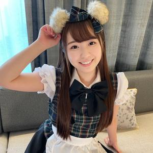 fc2-ppv 4057629 未來小妹超適合當女僕，從活體內射到清潔口交！精液從那裡滴落