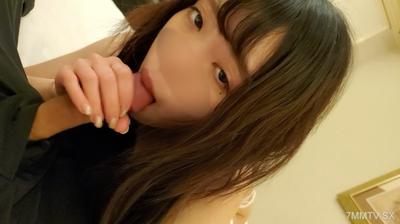 fc2-ppv 4539954 低○長的青少年少女的大挑戰～這個綠色的管子是什麼啊？～