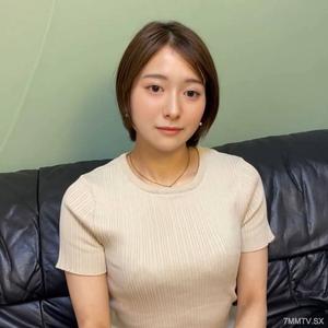 FC2-PPV 4584528 【無】「もう我慢できない///」清楚系既婚者と不倫SEX☆性欲旺盛な奥様☆　ゆみさん　29歳 {